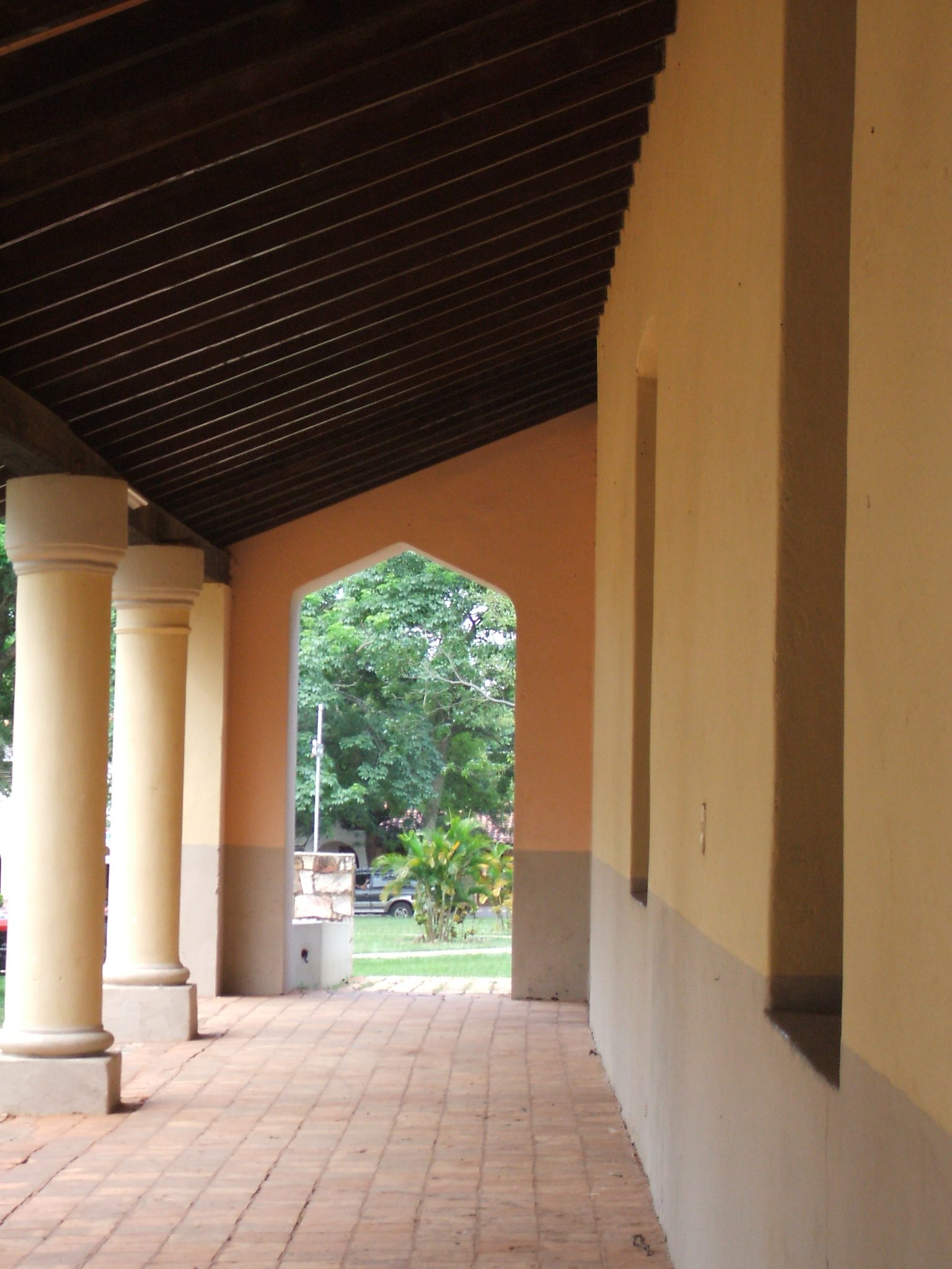 Altos 3
